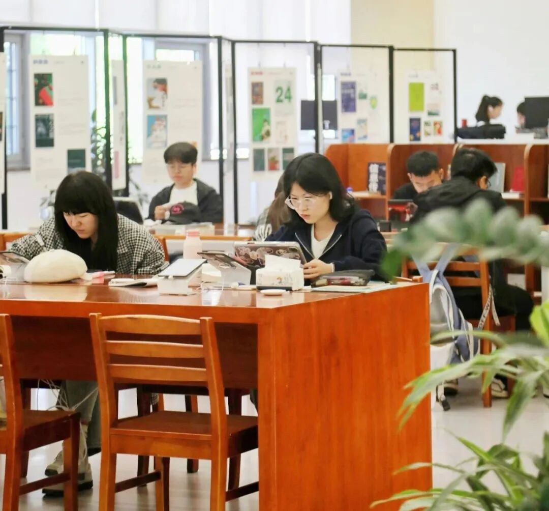 Xinjiang Medical University — Students studying in the university library