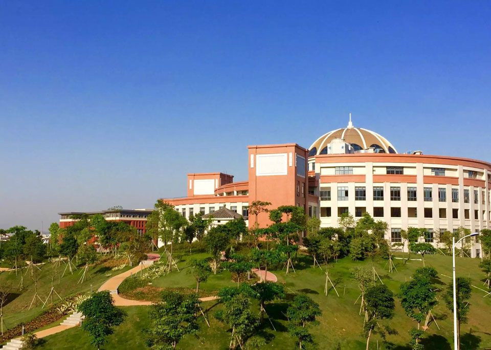 Guangzhou Medical University — Panyu campus library